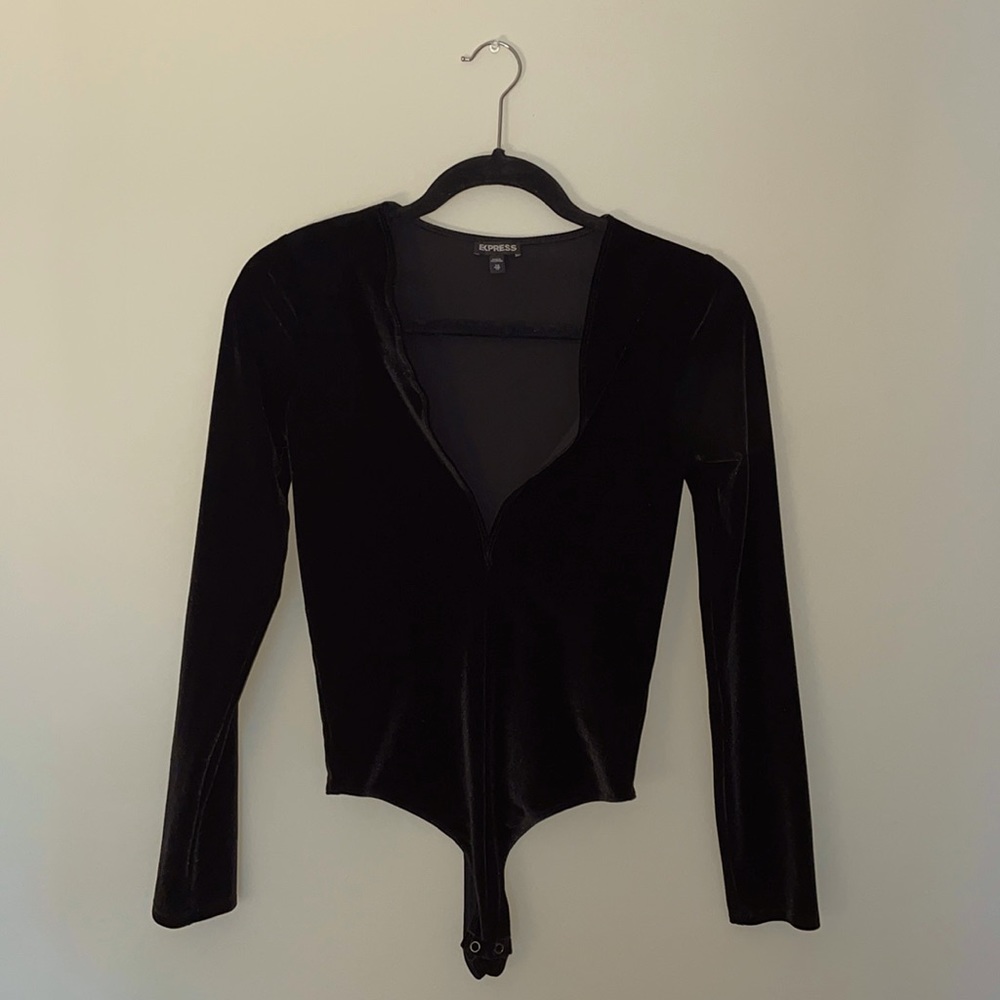 Express Long-sleeved Velvet Bodysuit